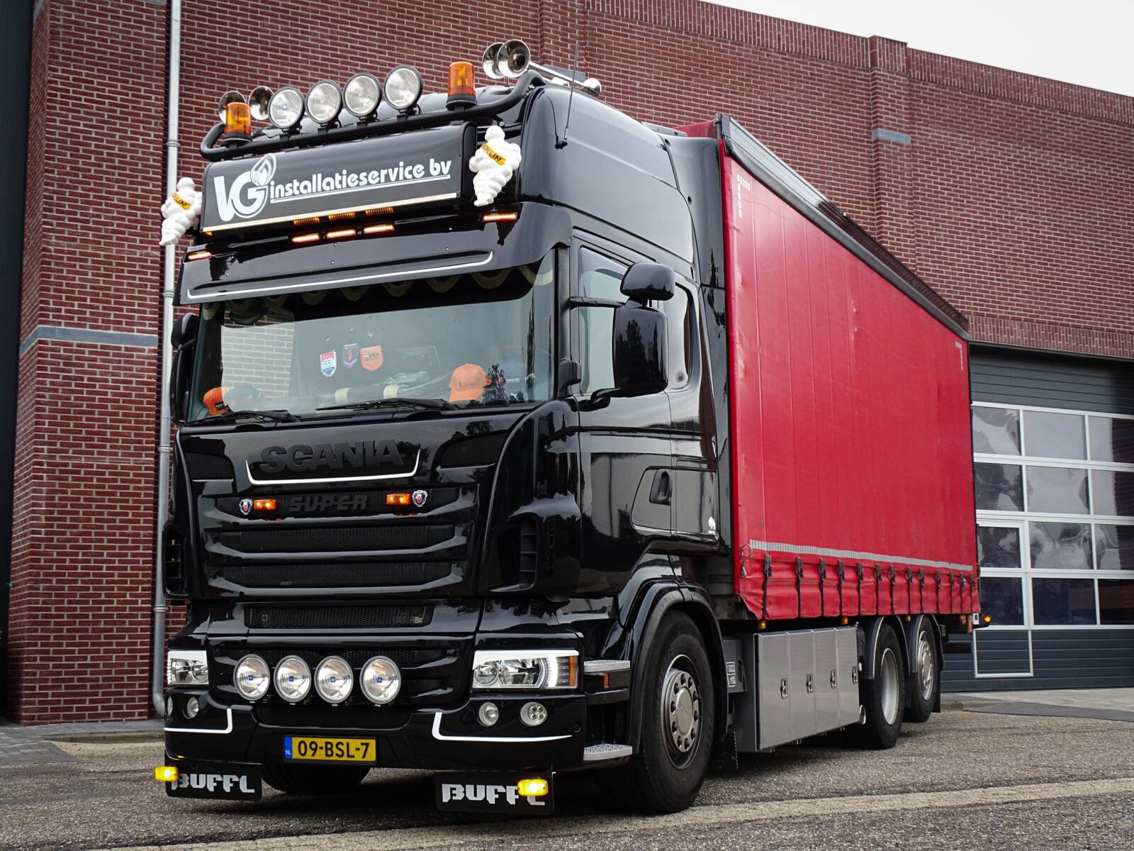 Scania R500 | VG installatie service