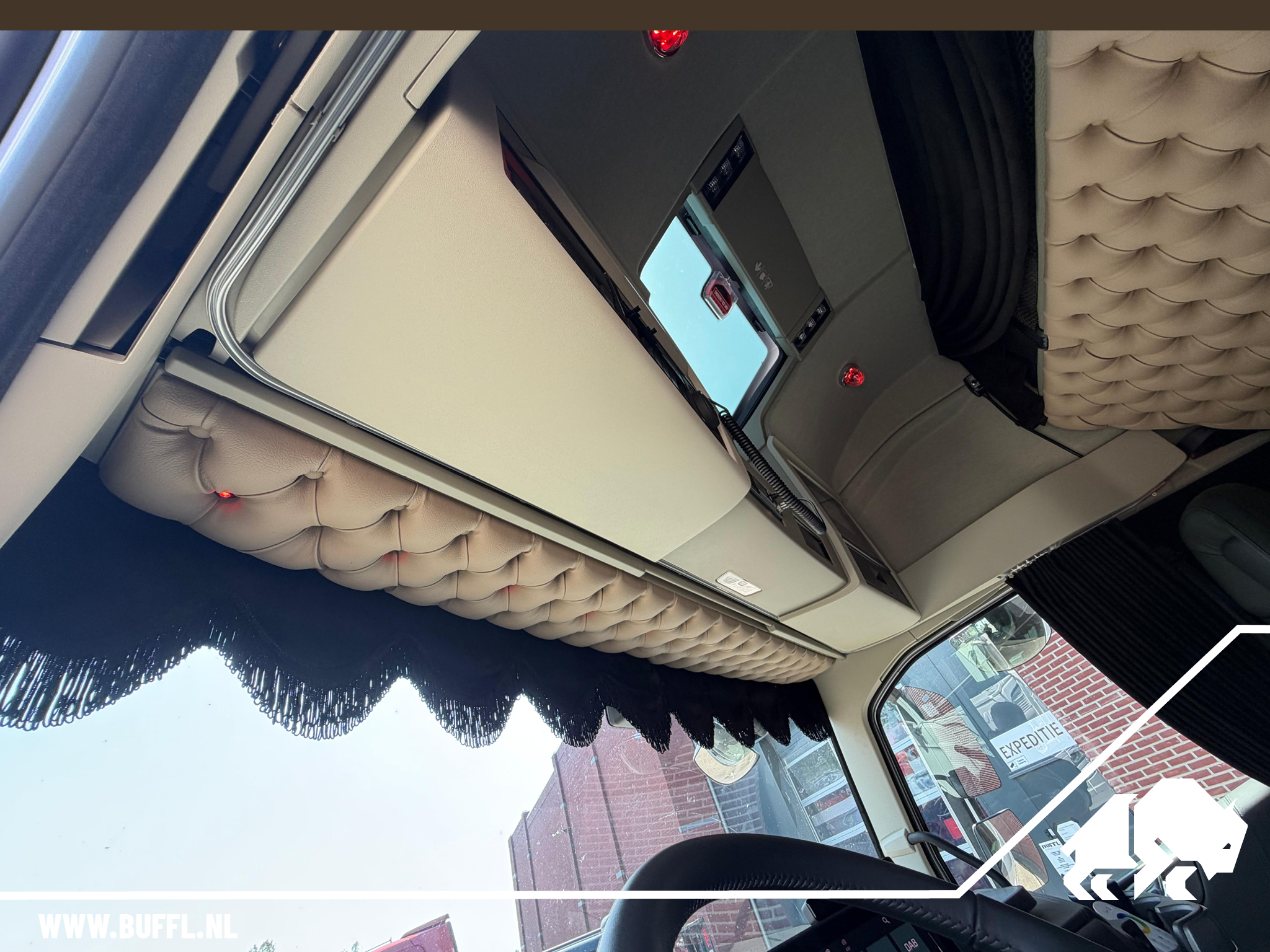 ATS Autotransport - BUFFL interieur - Volvo Aero12